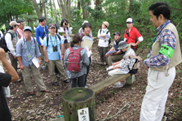 自然観察指導員講習会での講習風景